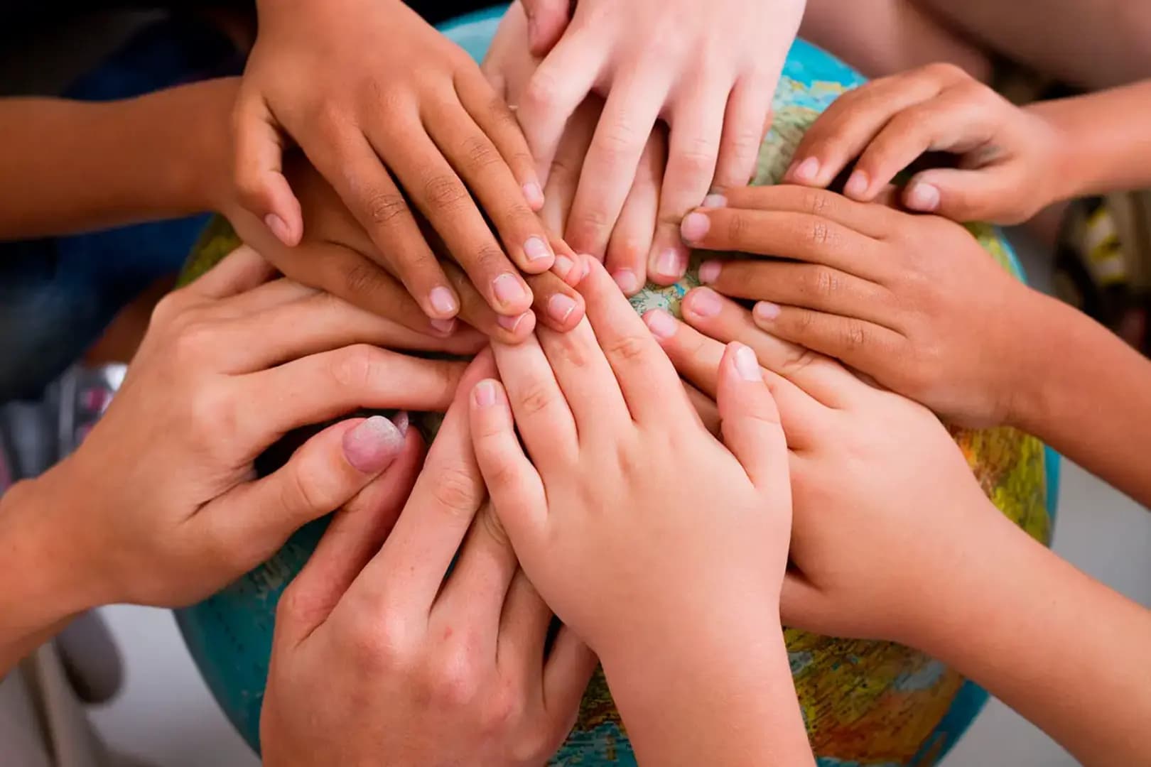 Pós-Graduação EAD em POLÍTICAS E PROGRAMAS PARA INFÂNCIA E JUVENTUDE