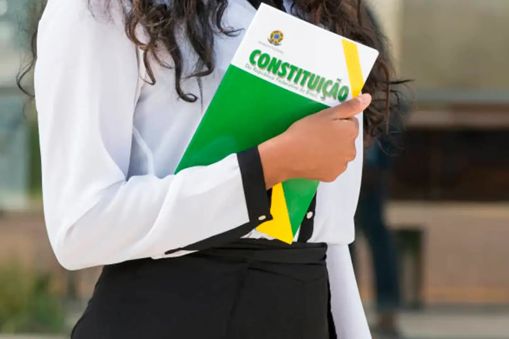 Pós-Graduação EAD em DIREITO E PROCESSO ELEITORAL