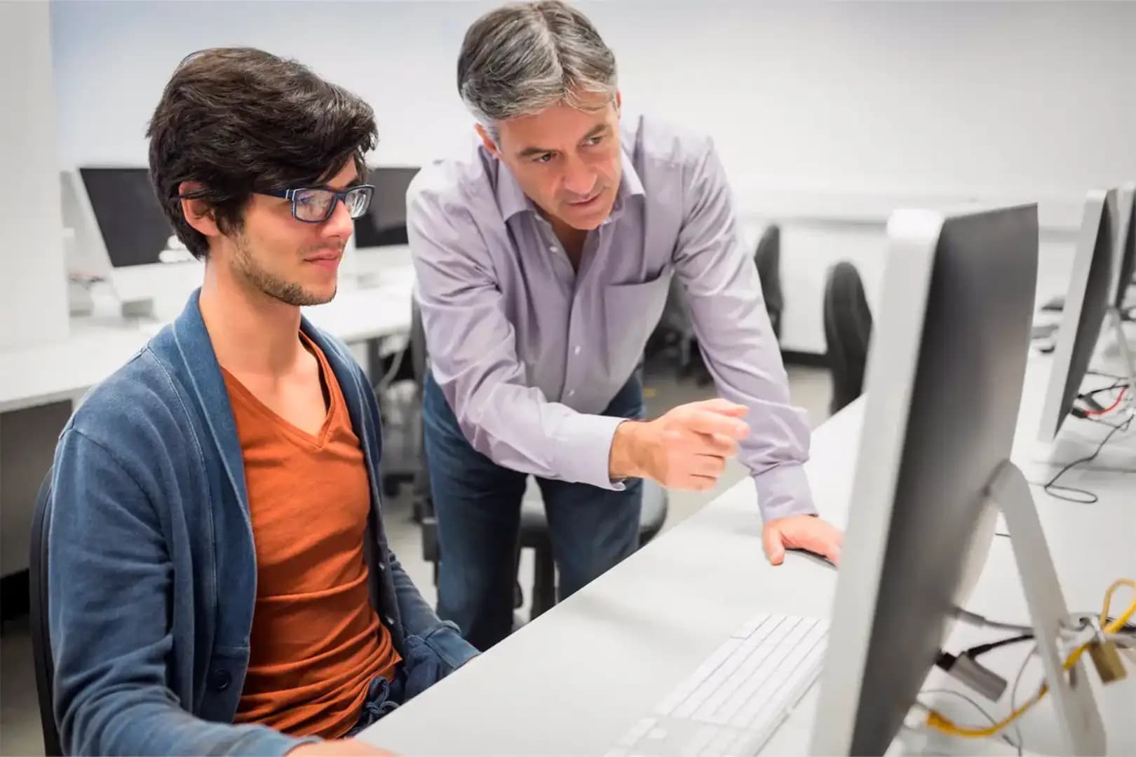 Pós-Graduação EAD em TUTORIA EM EDUCAÇÃO A DISTÂNCIA E DOCÊNCIA DO ENSINO SUPERIOR