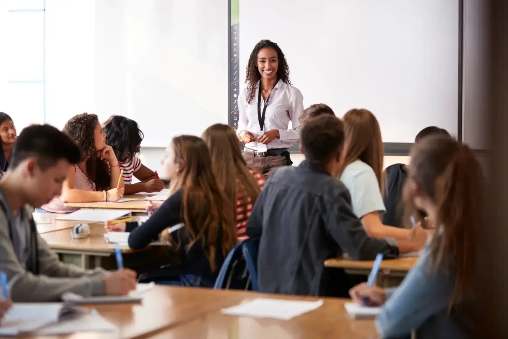 Pós-Graduação EAD em EDUCAÇÃO DE JOVENS E ADULTOS