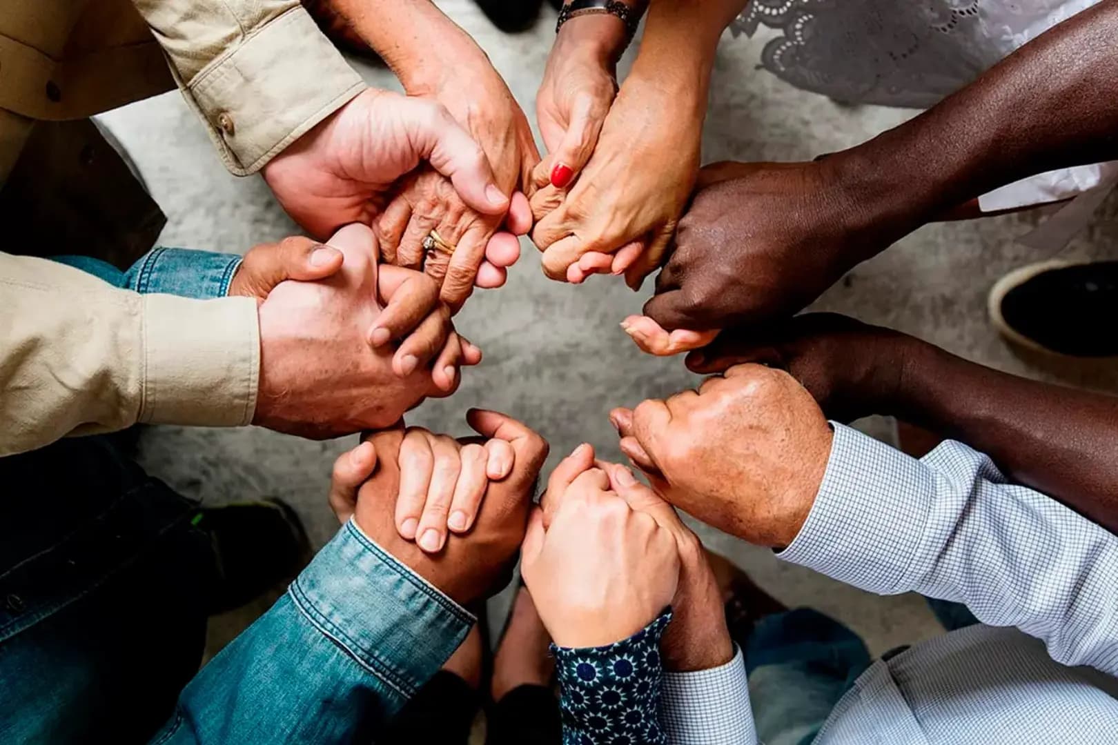 Pós-Graduação EAD em EDUCAÇÃO EM DIREITOS HUMANOS, DIVERSIDADE E QUESTÕES ÉTNICO-SOCIAIS OU RACIAIS