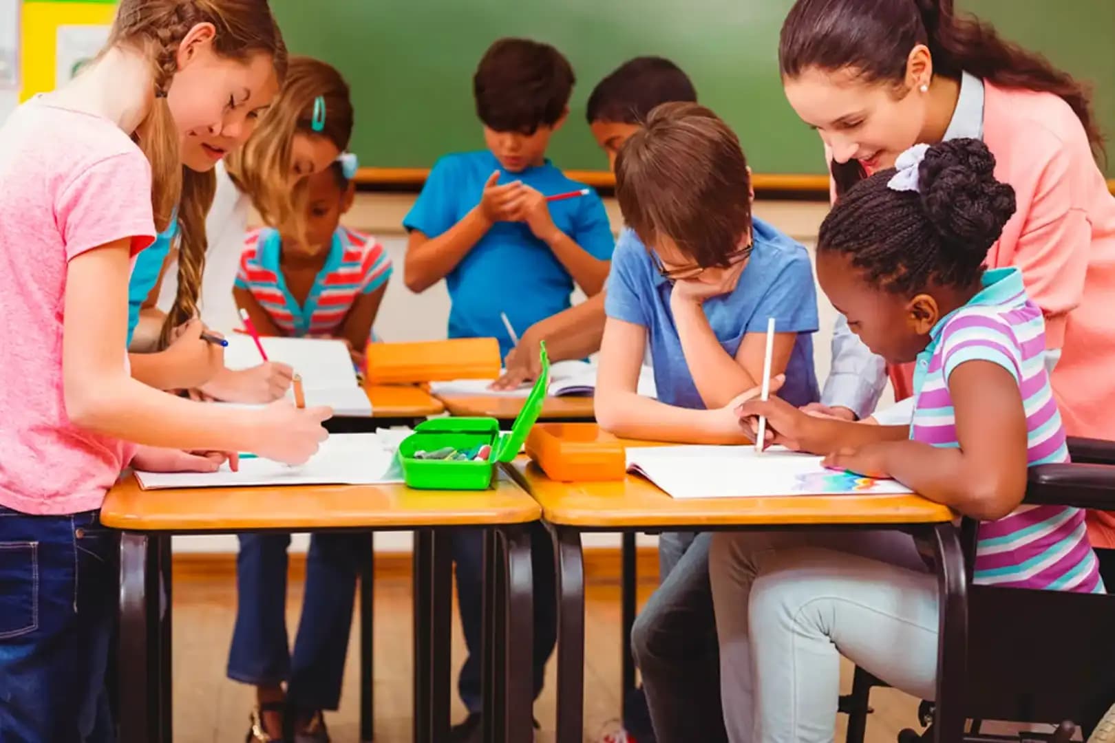 Pós-Graduação EAD em ATENDIMENTO EDUCACIONAL ESPECIALIZADO E SALAS DE RECURSOS MULTIFUNCIONAIS